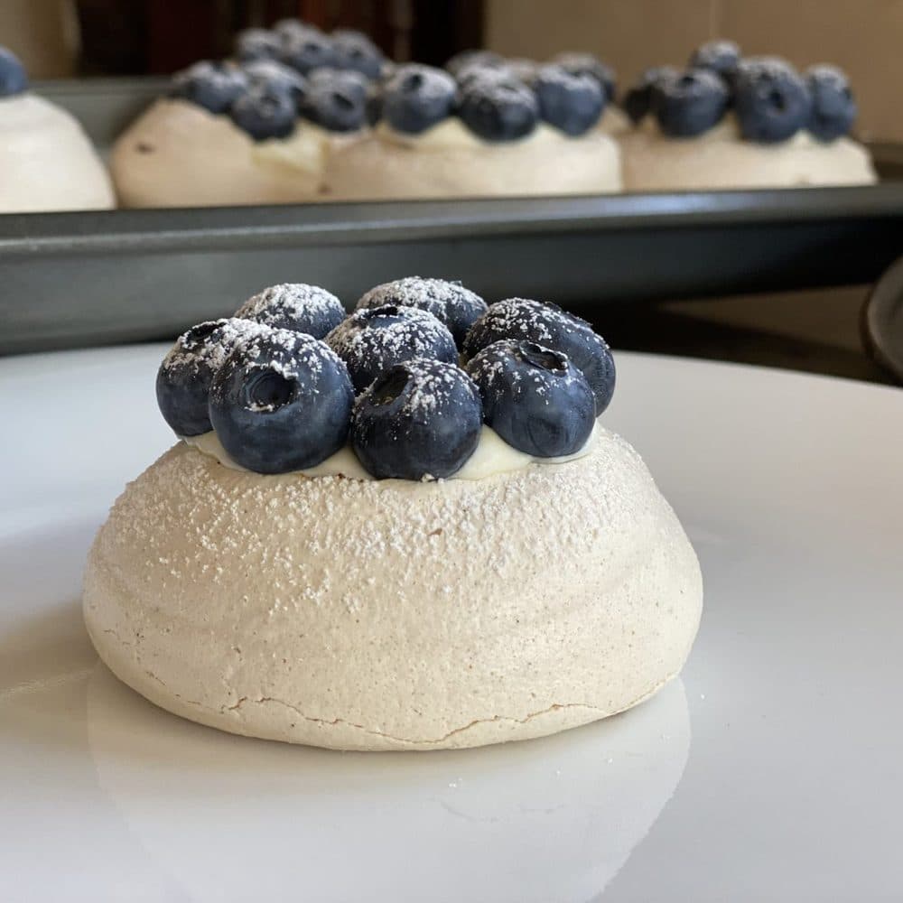 Mini Blueberry Pavlovas
